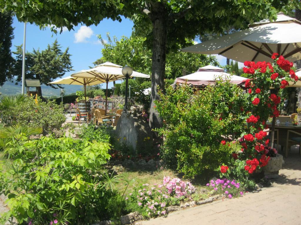 Hotel Rosati Chiusi Bagian luar foto