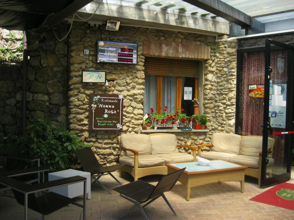 Hotel Rosati Chiusi Bagian luar foto